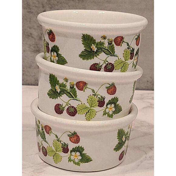 Portmeirion 'Summer STRAWBERRIES' Ramekin/Bowls Stackable Set of 3 England EUC - Picture 6 of 13